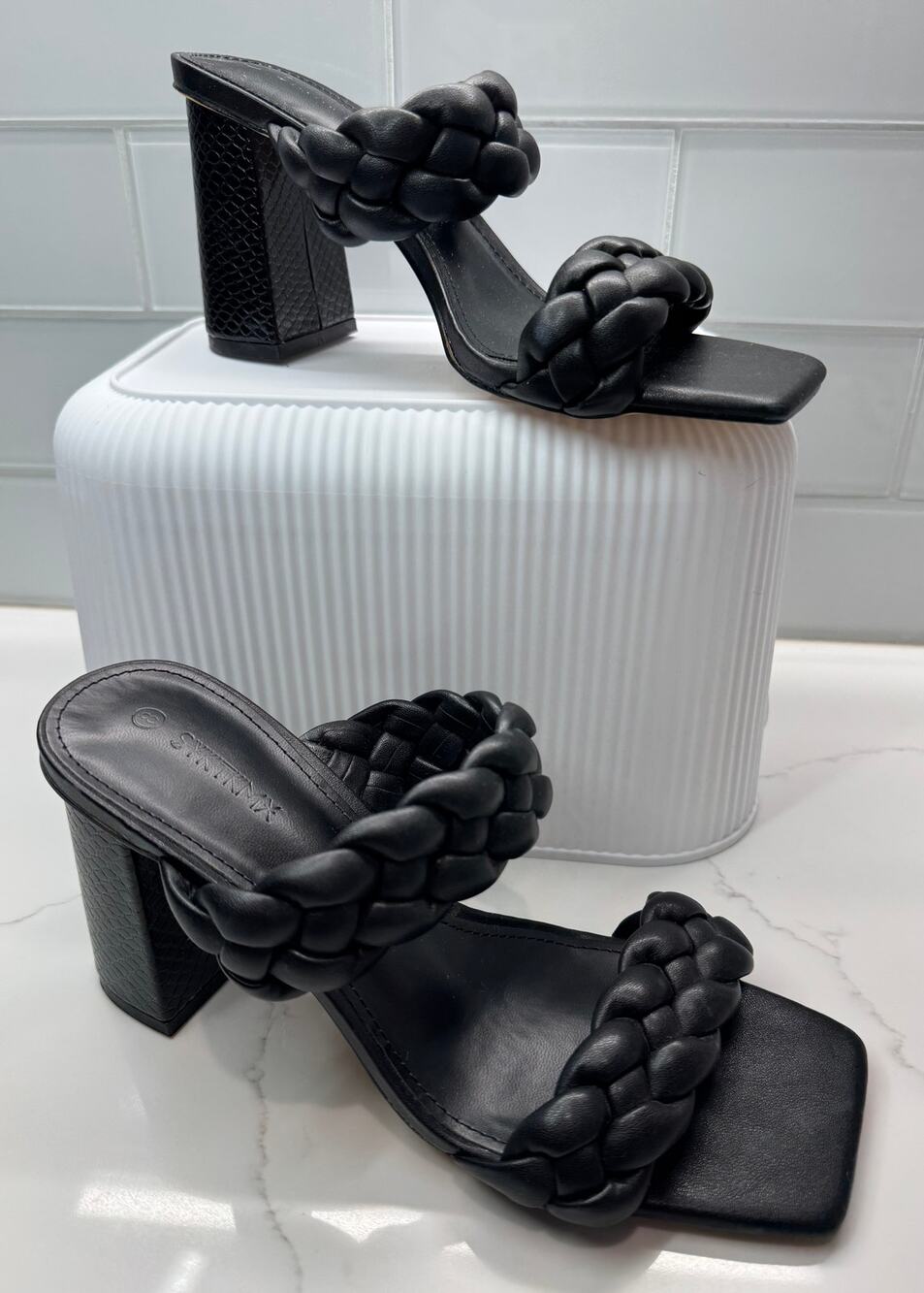SYKTKMX Braided Square Open-toe Block Heels Slide Sandals, Black, Women's 8 NWOT